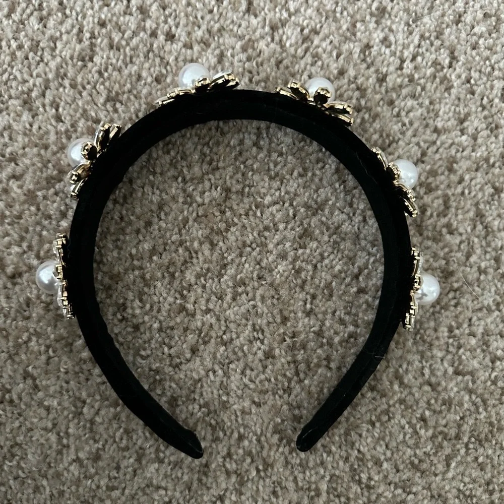 N/A euc black